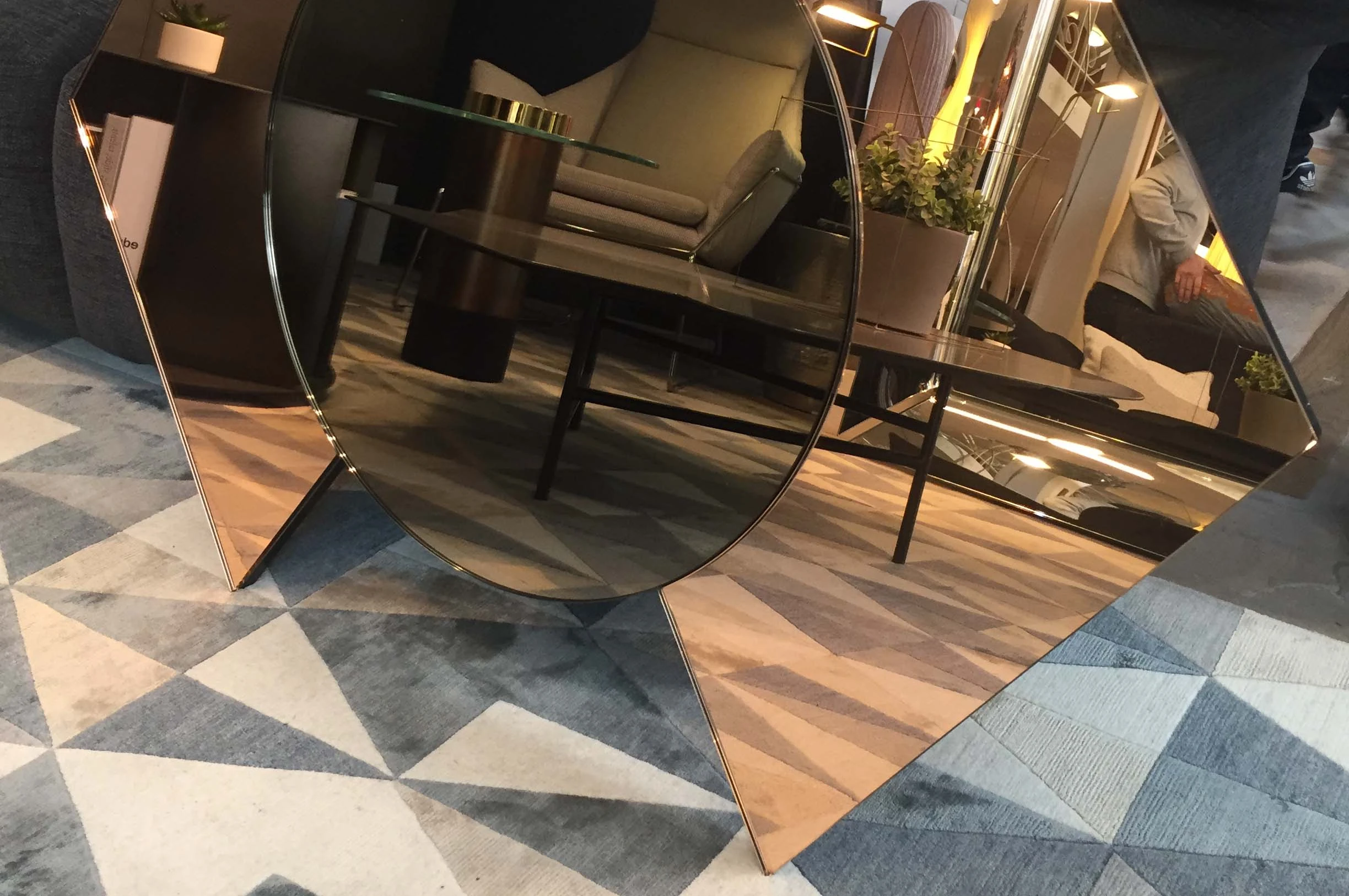 Miroir, mobilier créé par Viseux & Jones