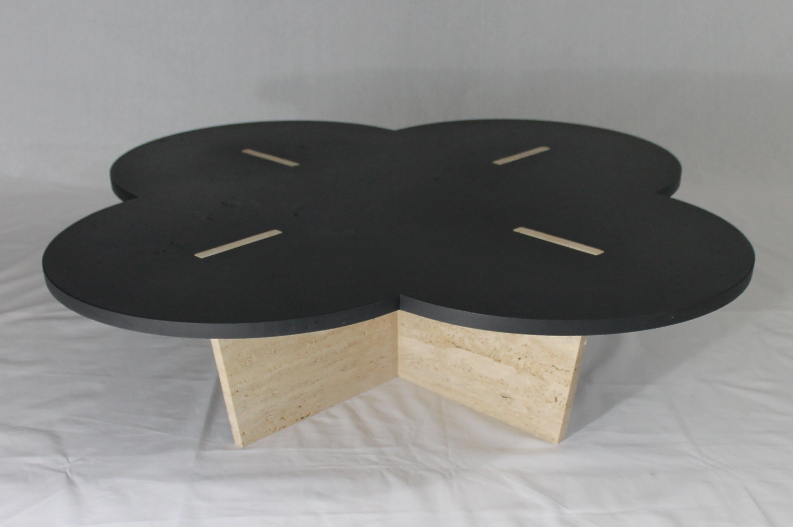 Table basse Avignon, mobilier créé par Viseux & Jones